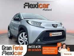 Gris Usado 2024 Toyota Aygo Play Utilitario | 14.990 € (Un poco caro)