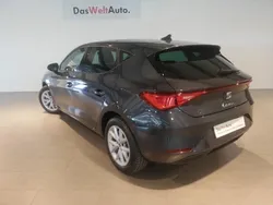 Gris Usado 2022 Seat Leon Style | 19.800 €