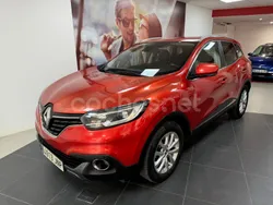 Rojo Usado 2015 Renault Kadjar Zen SUV | 10.990 € (Buen precio)