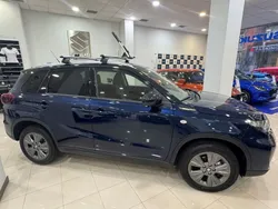 Azul Nuevo 2025 Suzuki Vitara SUV | 24.990 €
