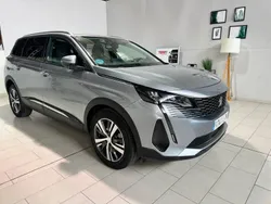 Gris Usado 2021 Peugeot 5008 Allure Monovolumen | 25.290 € (Precio justo)