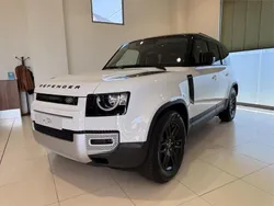Otro Nuevo 2025 Land Rover Defender S SUV | 97.519 € (Buen precio)