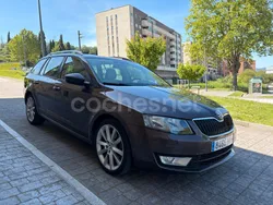 Marrón Usado 2014 Skoda Octavia Ambition Familiar | 6990 € (Precio justo)