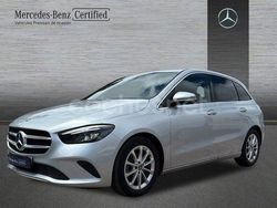Gris / plata Usado 2021 Mercedes B200 Monovolumen | 32.100 €