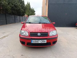 Rojo Usado 2005 Fiat Punto Dynamic Utilitario | 3500 € (Precio justo)