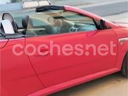 Rojo Usado 2006 Opel Tigra Enjoy Descapotable | 2600 €