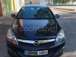 Negro Usado 2011 Opel Astra GTC Berlina | 3800 € (Precio justo)