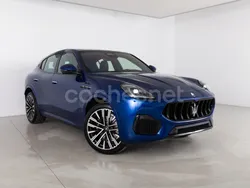 Azul Nuevo 2025 Maserati Grecale GT SUV | 99.900 € (Un poco caro)