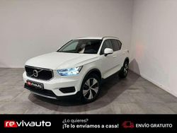 Blanco Usado 2022 Volvo XC40 Momentum SUV | 21.990 € (Precio justo)