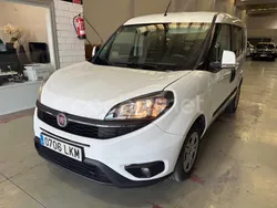 Blanco Usado 2019 Fiat Doblò Lounge Monovolumen | 11.500 € (Caro)