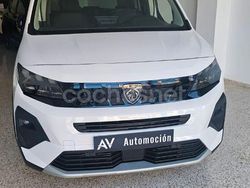 Blanco Usado 2024 Peugeot Rifter GT Monovolumen | 23.990 € (Un poco caro)