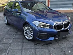 Azul Usado 2020 BMW 120 Sport Line Utilitario | 26.000 € (Precio justo)