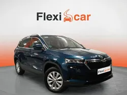Azul Usado 2023 Skoda Karoq Ambition SUV | 18.990 € (Super precio)