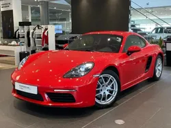 Rojo Usado 2020 Porsche 718 Cayman Coupe | 62.990 €