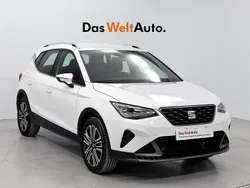 Blanco Usado 2023 Seat Arona FR SUV | 19.900 € (Un poco caro)
