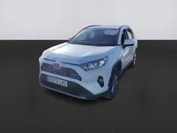 Blanco Usado 2021 Toyota RAV4 Hybrid Advance SUV | 29.400 € (Buen precio)