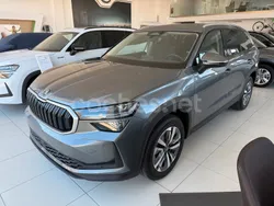 Gris / plata Nuevo 2025 Skoda Kodiaq Selection SUV | 41.990 € (Un poco caro)