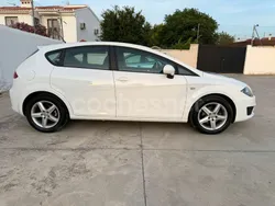 Blanco Usado 2010 Seat Leon Reference Berlina | 8250 € (Precio justo)