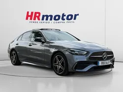 Gris Usado 2023 Mercedes C220 AMG line Berlina | 44.990 € (Un poco caro)