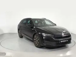 Negro Nuevo 2025 Skoda Octavia SportLine Berlina | 35.600 € (Un poco caro)
