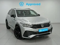 Gris / plata Usado 2023 VW Tiguan R-line SUV | 39.900 € (Caro)