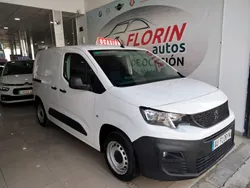 Blanco Usado 2019 Peugeot Partner Premium Monovolumen | 10.500 € (Precio justo)
