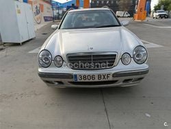 Gris / plata Usado 2002 Mercedes E240 Elegance Familiar | 4100 €