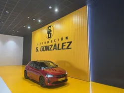 Rojo Usado 2023 Opel Corsa GS Line Utilitario | 13.900 € (Precio justo)
