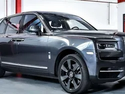 Gris Usado 2019 Rolls Royce Cullinan SUV | 495.900 €