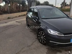 Gris / plata Usado 2018 VW Golf VII Sportline Familiar | 16.000 € (Un poco caro)