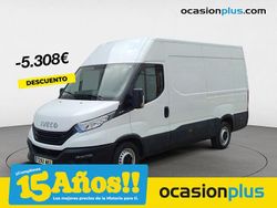 Blanco Usado 2023 Iveco Daily Berlina | 30.450 € (Precio justo)