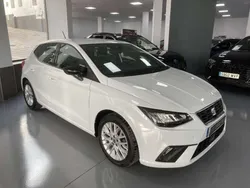 Blanco Usado 2024 Seat Ibiza Style Utilitario | 18.990 € (Un poco caro)
