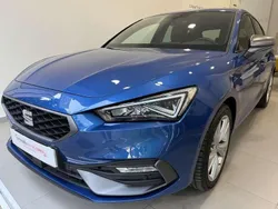 Azul Usado 2024 Seat Leon FR Utilitario | 22.500 € (Un poco caro)
