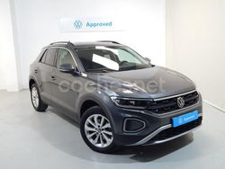 Gris Usado 2024 VW T-Roc Life SUV | 27.950 € (Precio justo)