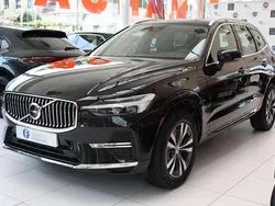 Negro Usado 2023 Volvo XC60 Core SUV | 40.300 € (Precio justo)