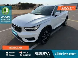 Blanco Usado 2020 Volvo XC40 Momentum SUV | 22.890 € (Precio justo)