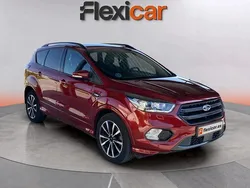 Granate Usado 2019 Ford Kuga ST-Line SUV | 16.890 € (Precio justo)