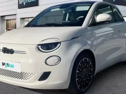 Blanco Usado 2023 Fiat 500e Berlina | 27.000 €