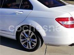 Blanco Usado 2009 Mercedes C180 Classic Berlina | 9000 € (Precio justo)