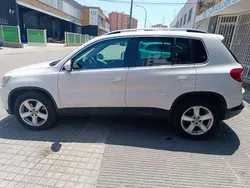 Blanco Usado 2010 VW Tiguan SUV | 10.900 € (Precio justo)