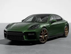 Verde oak neo metalizado Usado 2024 Porsche Panamera 4 Berlina | 142.700 € (Precio justo)