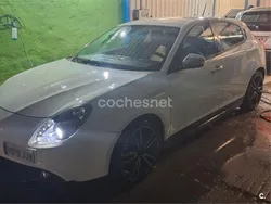 Blanco Usado 2015 Alfa Romeo Giulietta Progression Utilitario | 7500 €