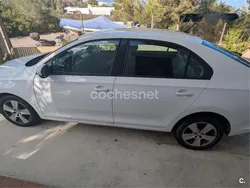 Blanco Usado 2015 Skoda Rapid Active Berlina | 4300 € (Caro)