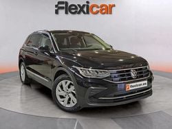 Negro Usado 2023 VW Tiguan Life SUV | 23.990 € (Super precio)