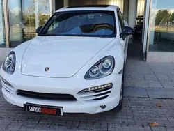 Blanco Usado 2012 Porsche Cayenne SUV | 22.000 €