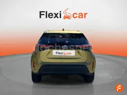 Amarillo Usado 2023 Toyota Yaris Cross Active SUV | 24.290 € (Precio justo)