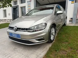 Gris / plata Usado 2019 VW Golf VII Advance Berlina | 15.800 € (Precio justo)