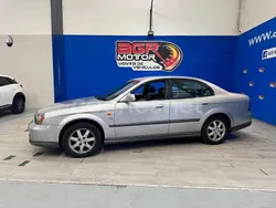 Gris / plata Usado 2003 Chevrolet Evanda CDX Berlina | 2800 €