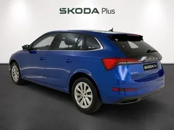 Azul Usado 2023 Skoda Scala Ambition Utilitario | 17.500 € (Precio justo)