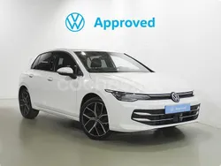 Blanco Usado 2024 VW Golf VIII Berlina | 31.000 € (Precio justo)
